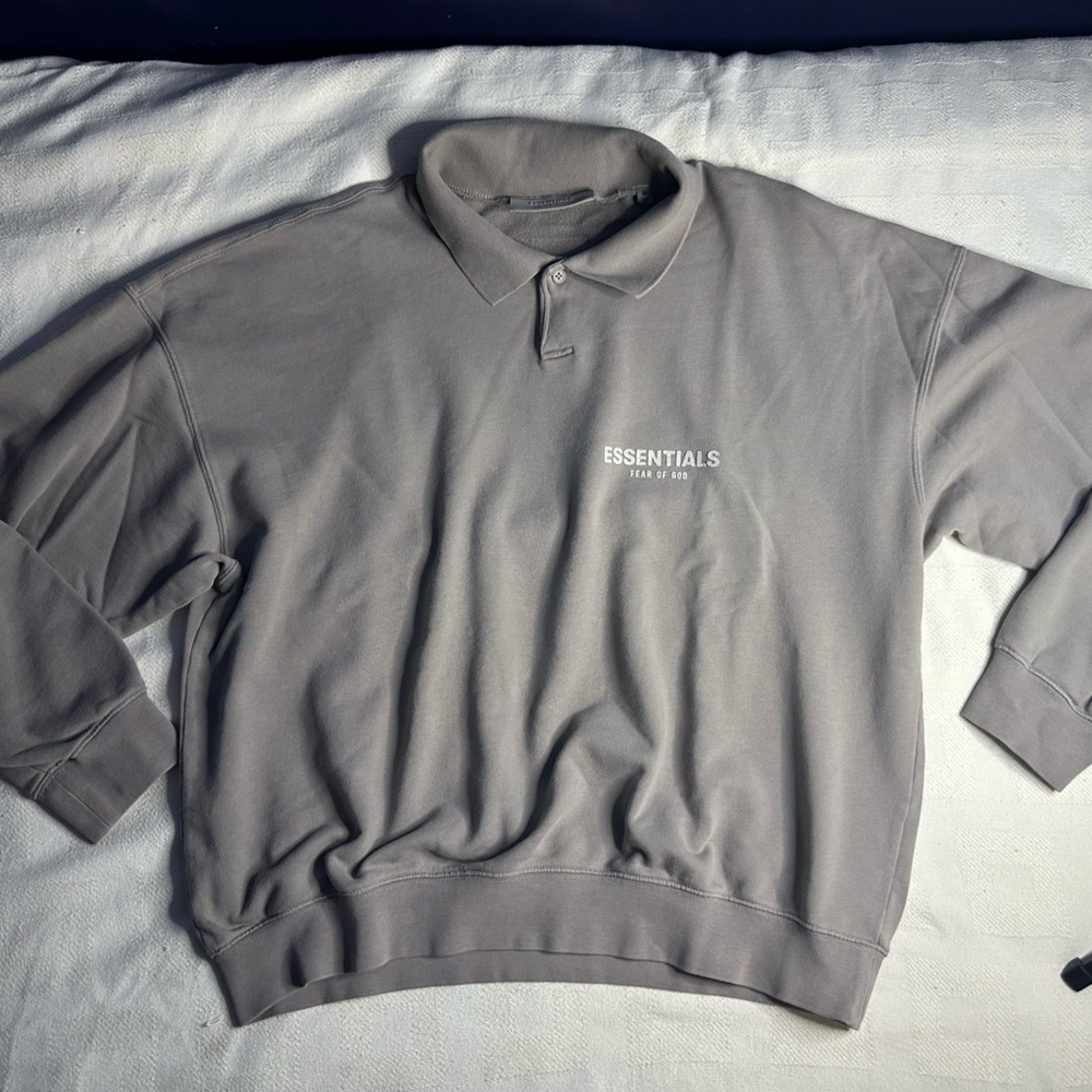 Essentials Men's Crewneck Sweater in Light Gray